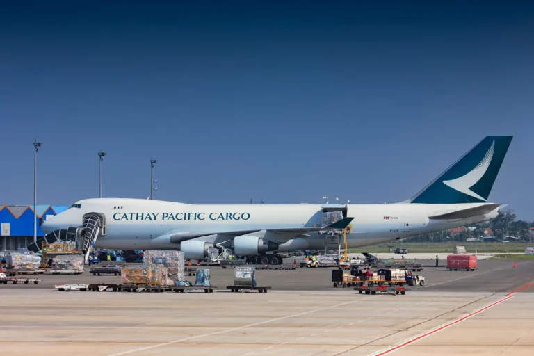 Avion cargo : comment fonctionne le fret aérien