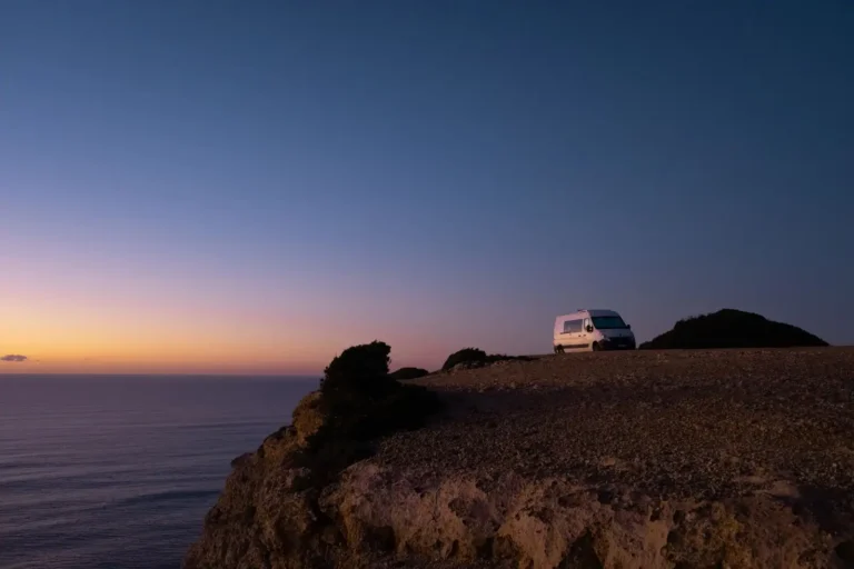Voyager en Europe en camion aménagé