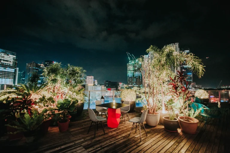 Hôtel Madame Rêve : le 5 étoiles et son rooftop du Louvre