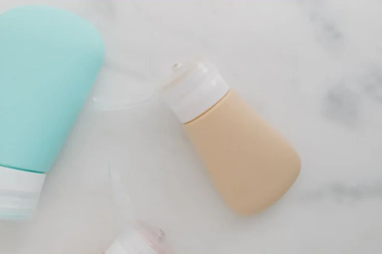 Liquides en cabine : la règle des 100 ml et ses exceptions