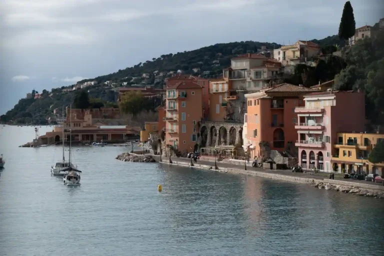 Voyage à Fréjus : les vraies tendances d&rsquo;un séjour en 2026